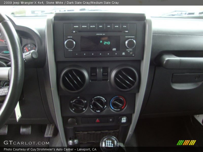 Stone White / Dark Slate Gray/Medium Slate Gray 2009 Jeep Wrangler X 4x4