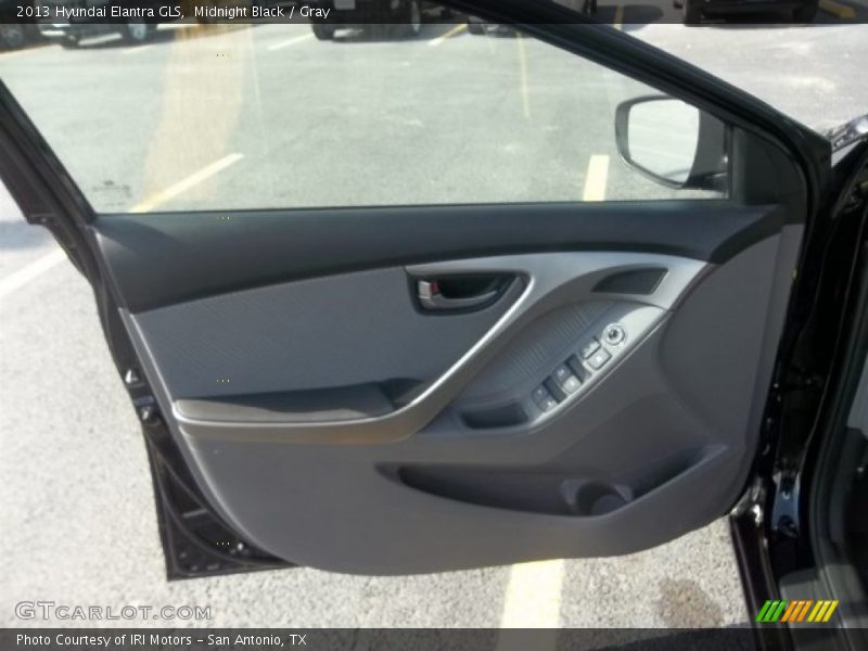 Midnight Black / Gray 2013 Hyundai Elantra GLS