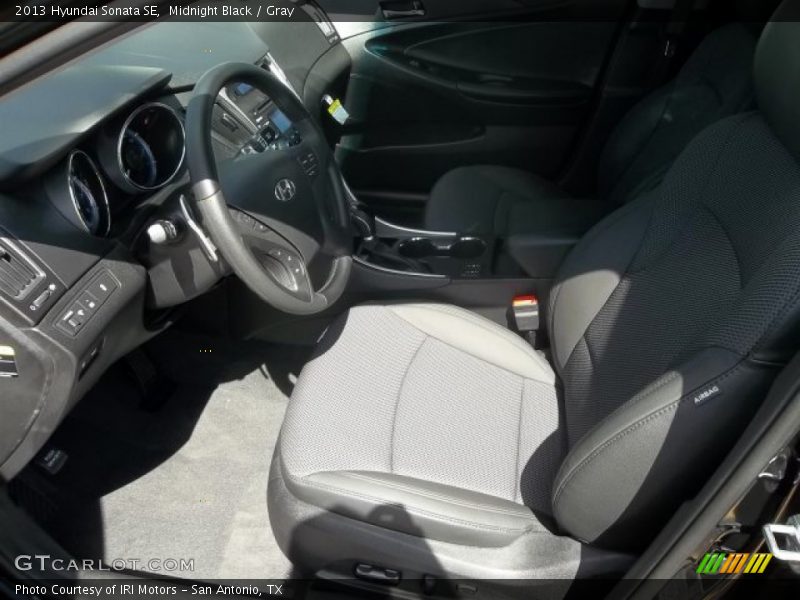 Midnight Black / Gray 2013 Hyundai Sonata SE