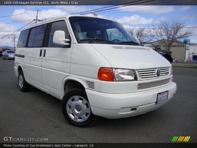 Front 3/4 View of 1999 EuroVan GLS