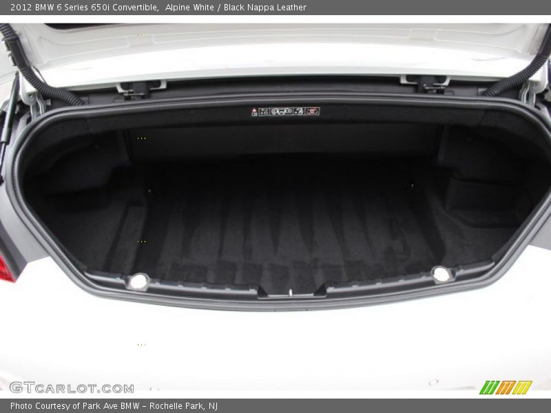  2012 6 Series 650i Convertible Trunk