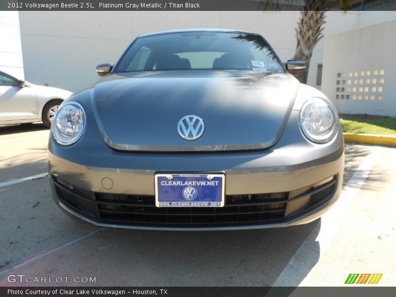 Platinum Gray Metallic / Titan Black 2012 Volkswagen Beetle 2.5L