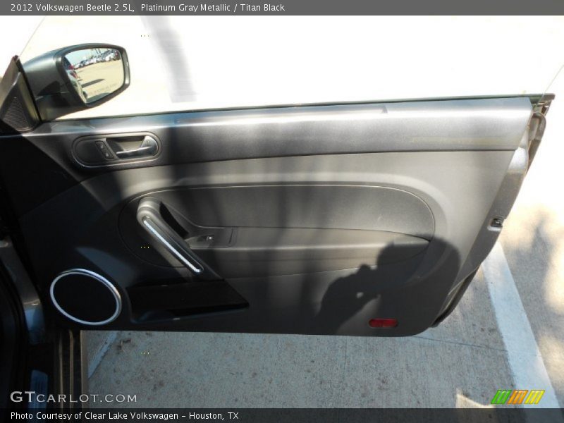 Platinum Gray Metallic / Titan Black 2012 Volkswagen Beetle 2.5L