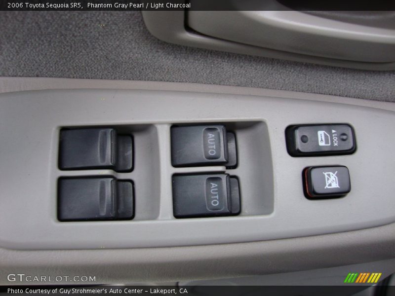 Phantom Gray Pearl / Light Charcoal 2006 Toyota Sequoia SR5