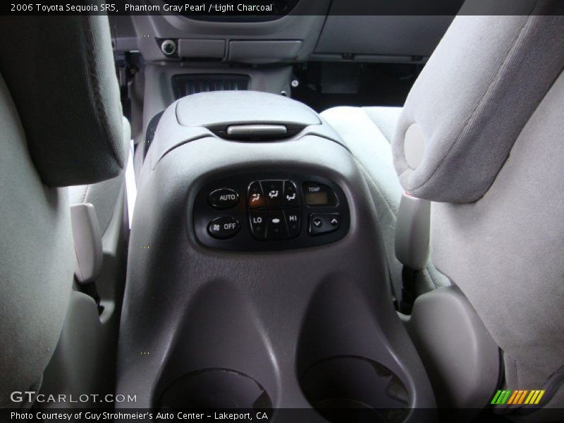 Phantom Gray Pearl / Light Charcoal 2006 Toyota Sequoia SR5