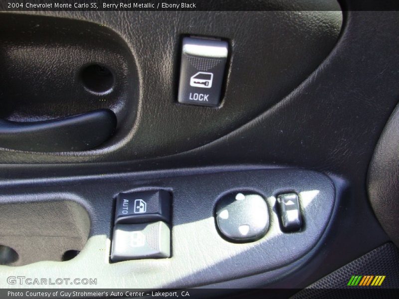 Berry Red Metallic / Ebony Black 2004 Chevrolet Monte Carlo SS