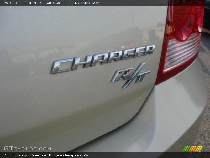 White Gold Pearl / Dark Slate Gray 2010 Dodge Charger R/T