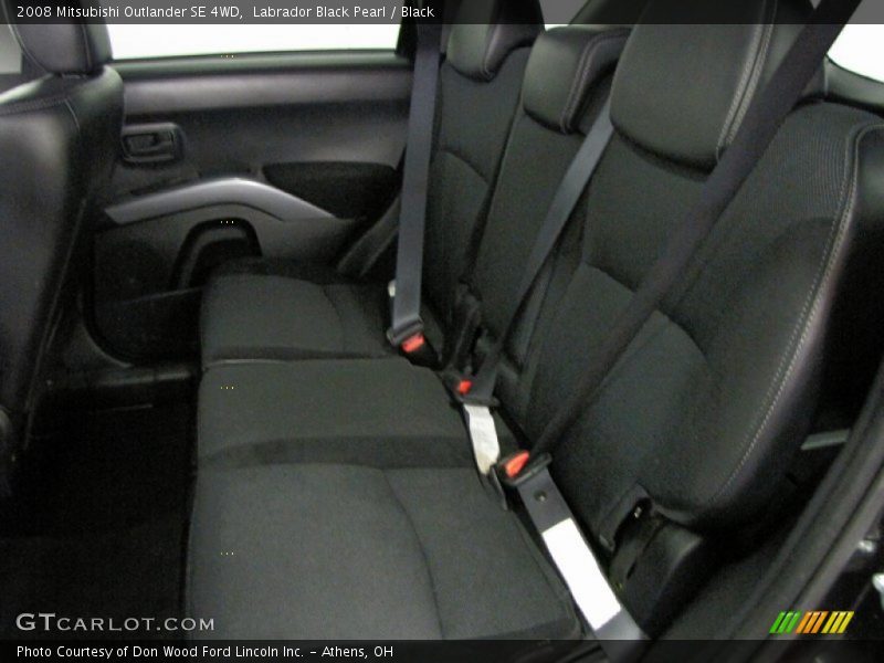 Labrador Black Pearl / Black 2008 Mitsubishi Outlander SE 4WD