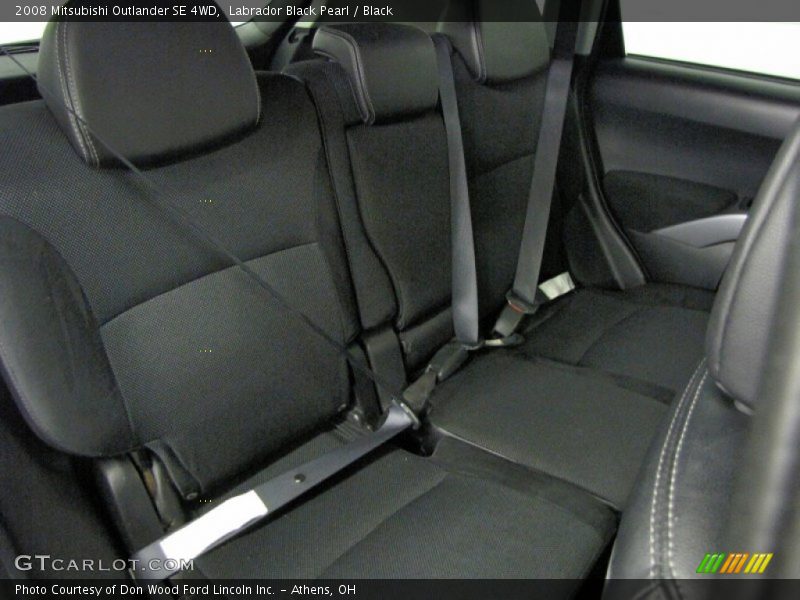 Labrador Black Pearl / Black 2008 Mitsubishi Outlander SE 4WD