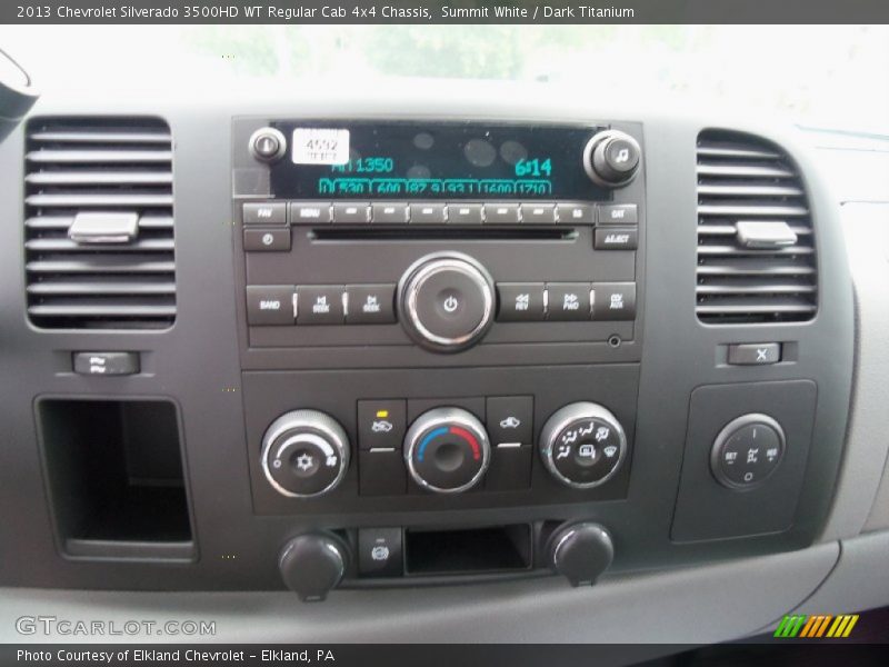 Controls of 2013 Silverado 3500HD WT Regular Cab 4x4 Chassis