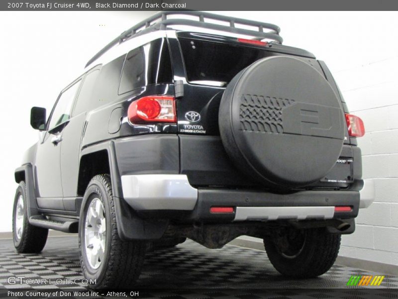 Black Diamond / Dark Charcoal 2007 Toyota FJ Cruiser 4WD