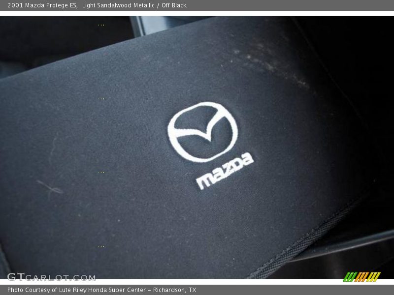 Light Sandalwood Metallic / Off Black 2001 Mazda Protege ES