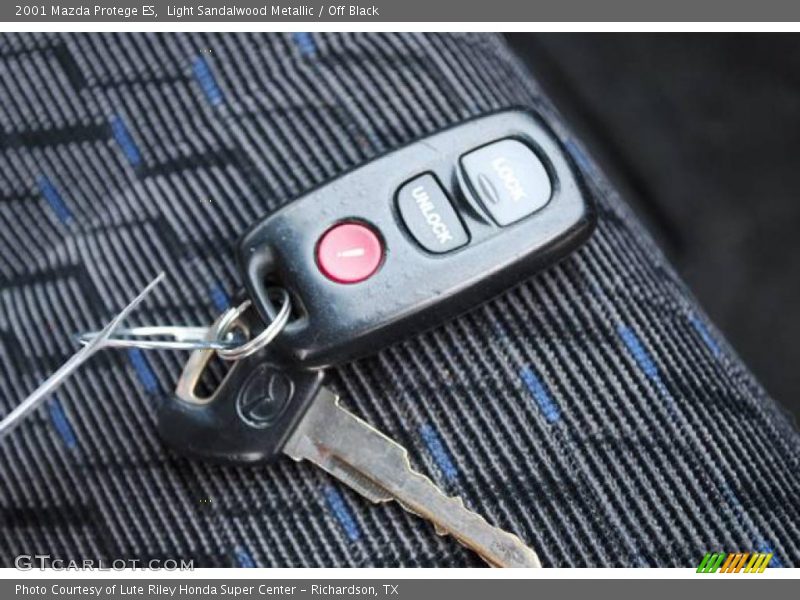 Light Sandalwood Metallic / Off Black 2001 Mazda Protege ES