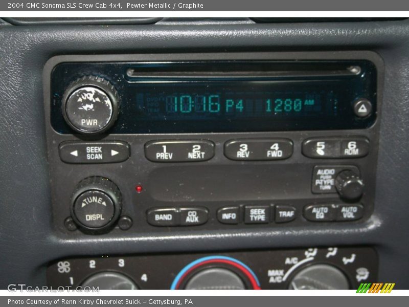 Audio System of 2004 Sonoma SLS Crew Cab 4x4
