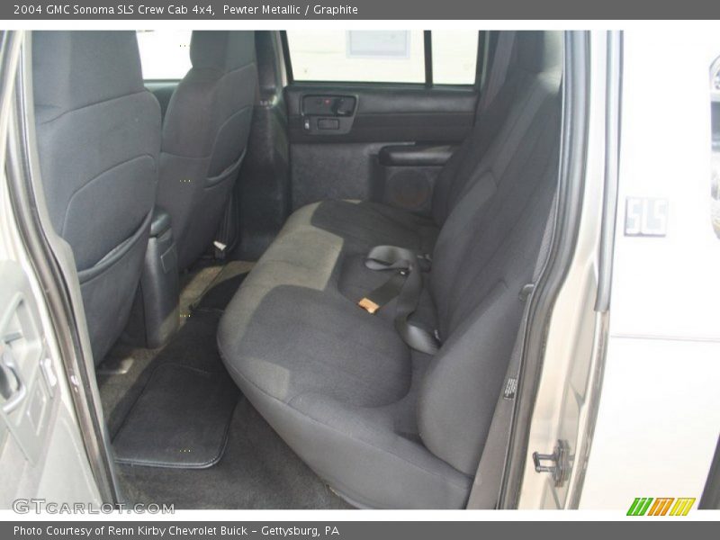 Rear Seat of 2004 Sonoma SLS Crew Cab 4x4