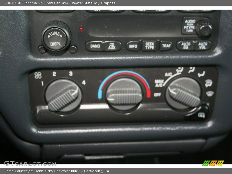 Controls of 2004 Sonoma SLS Crew Cab 4x4