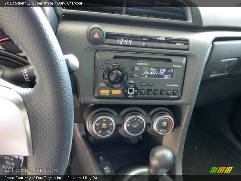 Super White / Dark Charcoal 2013 Scion tC