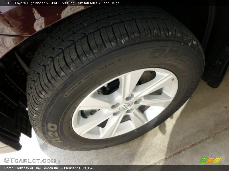 Sizzling Crimson Mica / Sand Beige 2012 Toyota Highlander SE 4WD