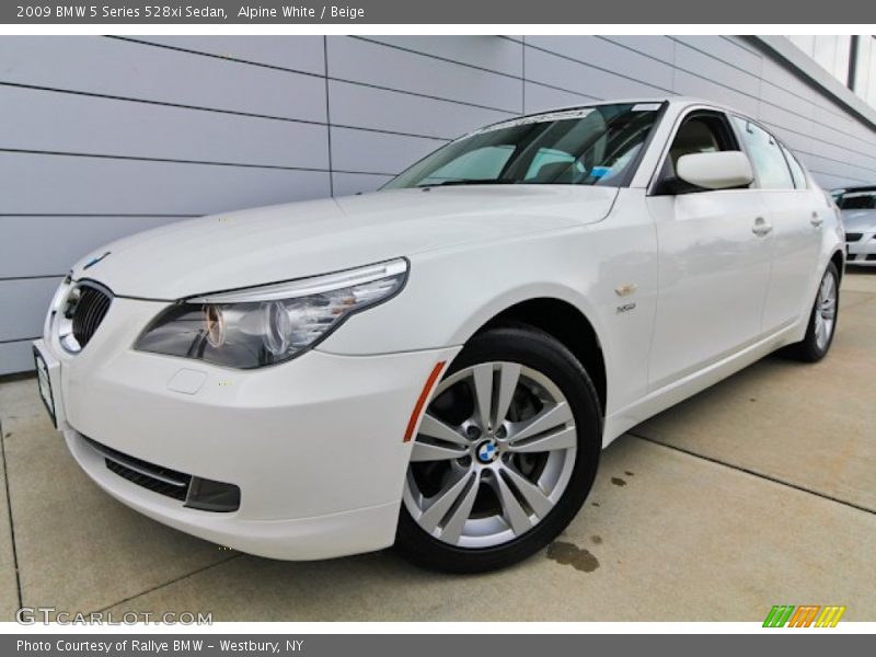 Alpine White / Beige 2009 BMW 5 Series 528xi Sedan