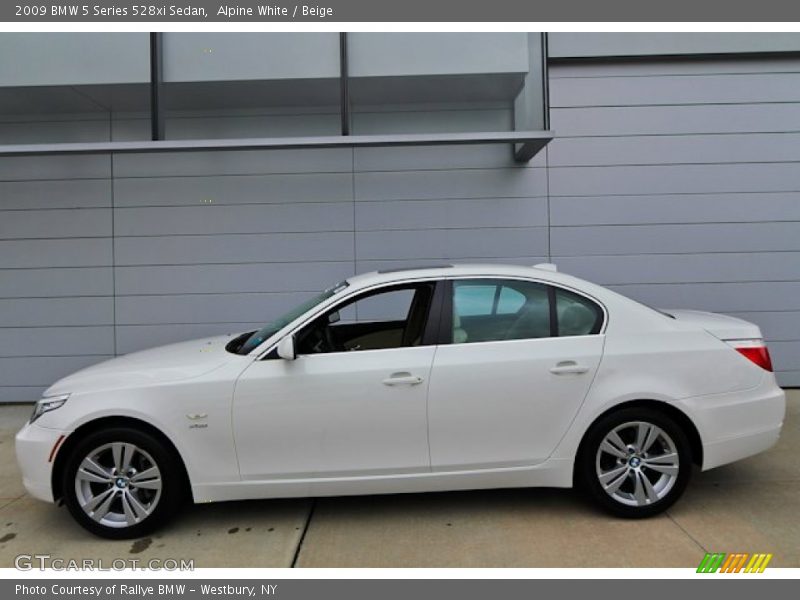 Alpine White / Beige 2009 BMW 5 Series 528xi Sedan