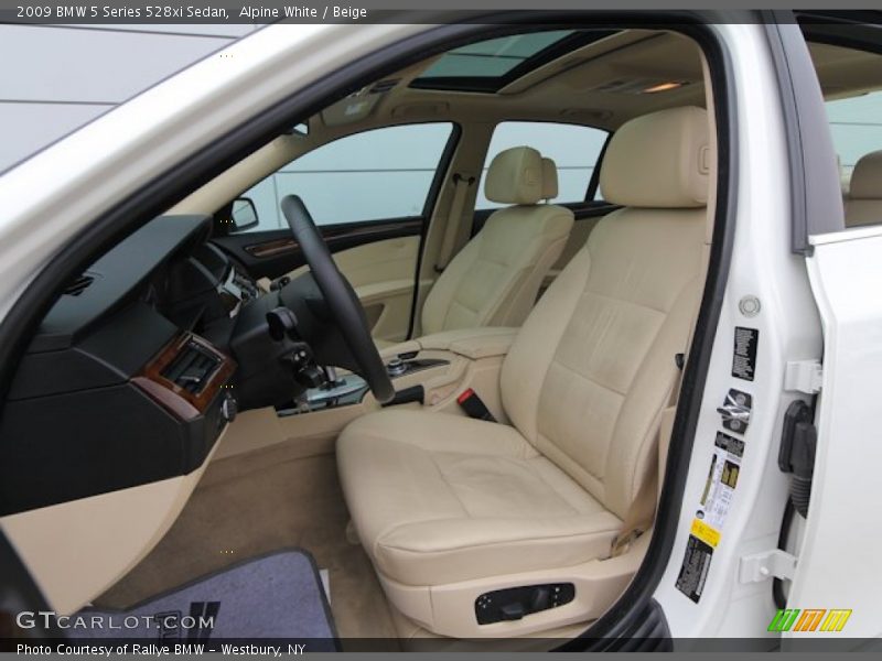 Alpine White / Beige 2009 BMW 5 Series 528xi Sedan
