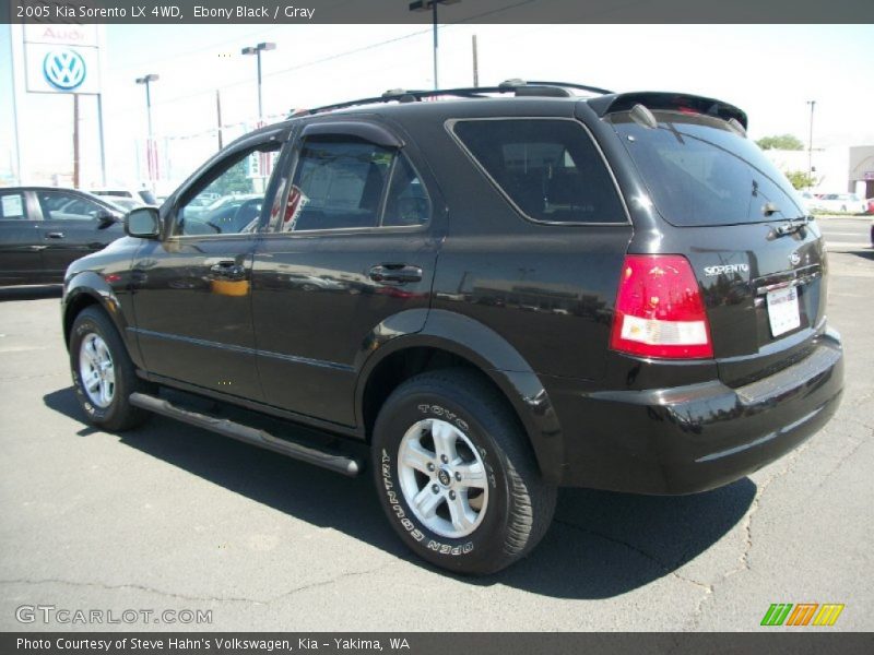 Ebony Black / Gray 2005 Kia Sorento LX 4WD