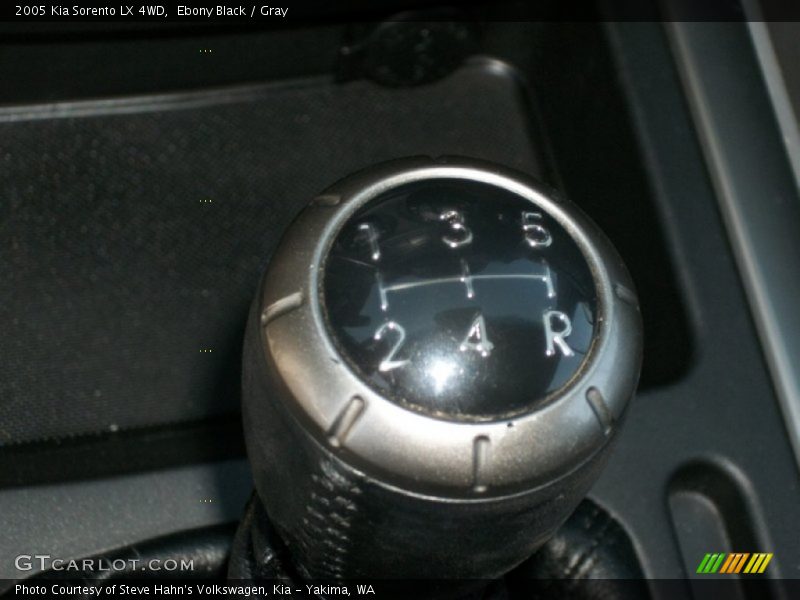 Ebony Black / Gray 2005 Kia Sorento LX 4WD