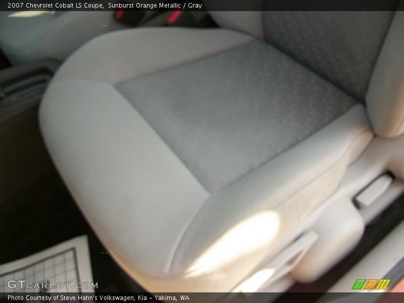 Sunburst Orange Metallic / Gray 2007 Chevrolet Cobalt LS Coupe