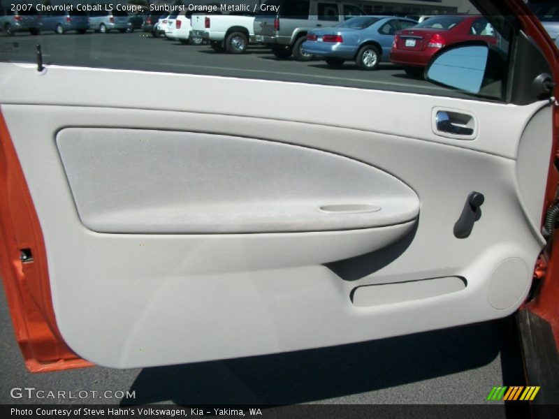 Sunburst Orange Metallic / Gray 2007 Chevrolet Cobalt LS Coupe