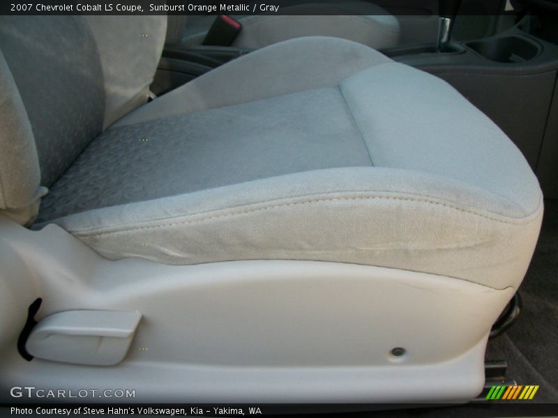 Sunburst Orange Metallic / Gray 2007 Chevrolet Cobalt LS Coupe