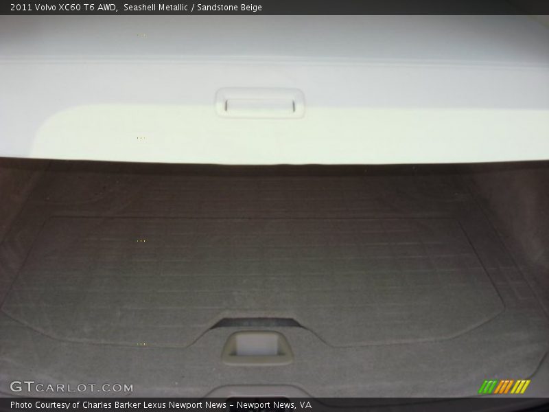 Seashell Metallic / Sandstone Beige 2011 Volvo XC60 T6 AWD