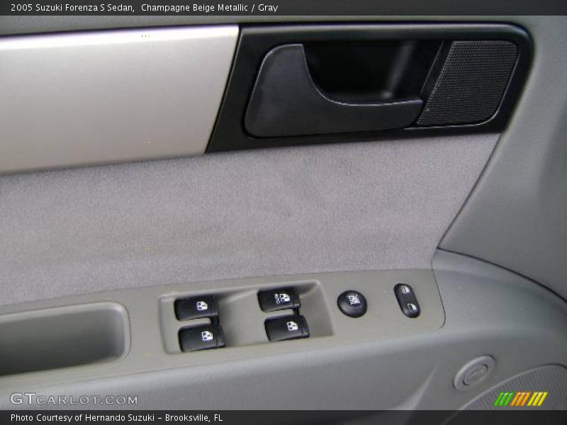 Champagne Beige Metallic / Gray 2005 Suzuki Forenza S Sedan
