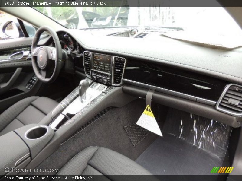 Dashboard of 2013 Panamera 4