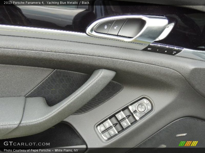 Controls of 2013 Panamera 4