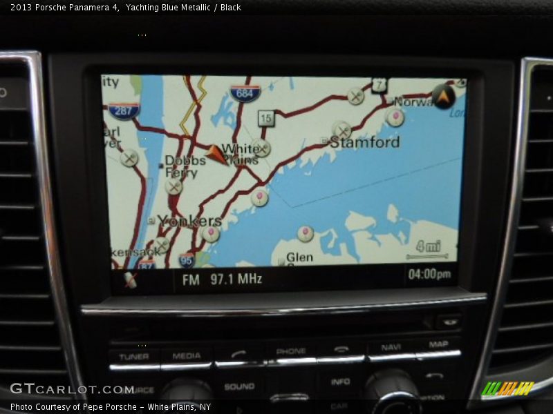 Navigation of 2013 Panamera 4