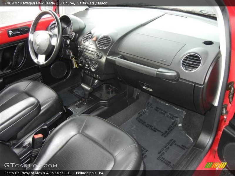 Salsa Red / Black 2009 Volkswagen New Beetle 2.5 Coupe