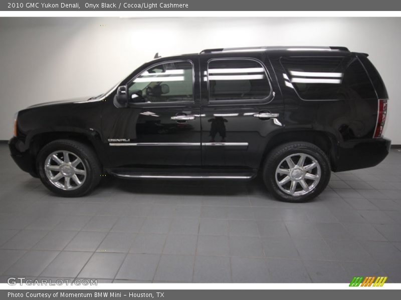 Onyx Black / Cocoa/Light Cashmere 2010 GMC Yukon Denali
