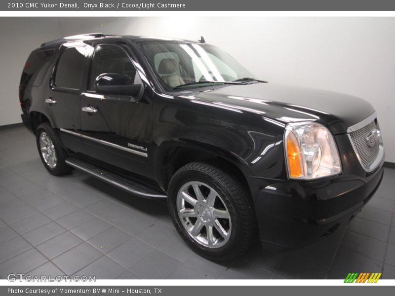 Onyx Black / Cocoa/Light Cashmere 2010 GMC Yukon Denali