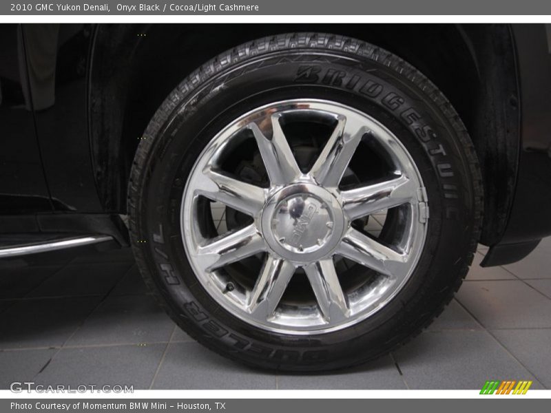 Onyx Black / Cocoa/Light Cashmere 2010 GMC Yukon Denali