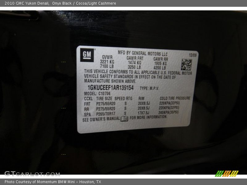 Onyx Black / Cocoa/Light Cashmere 2010 GMC Yukon Denali