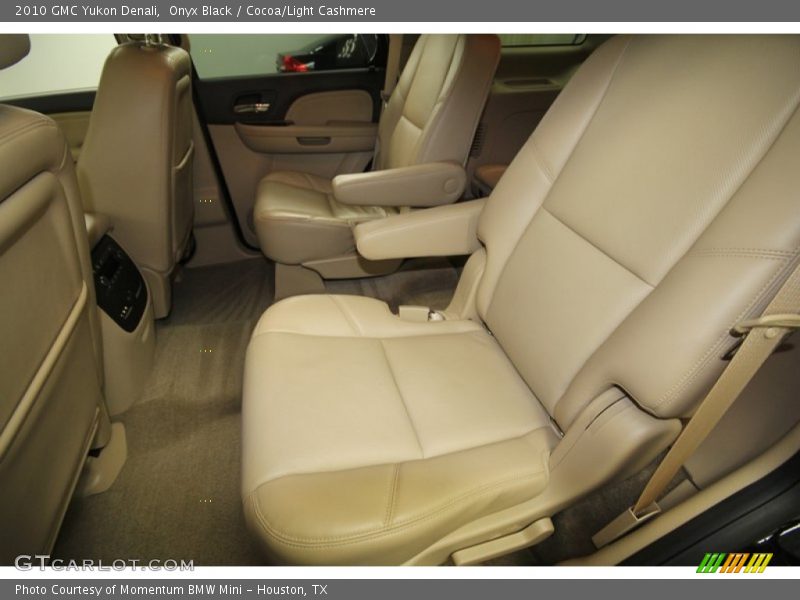 Onyx Black / Cocoa/Light Cashmere 2010 GMC Yukon Denali