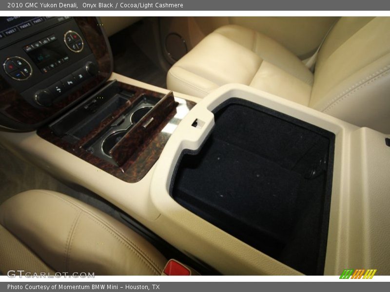 Onyx Black / Cocoa/Light Cashmere 2010 GMC Yukon Denali