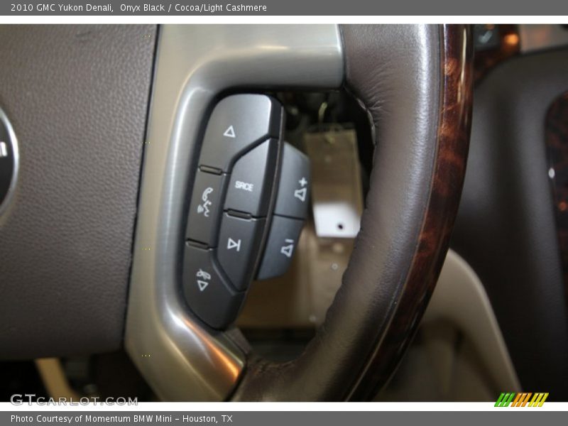 Onyx Black / Cocoa/Light Cashmere 2010 GMC Yukon Denali