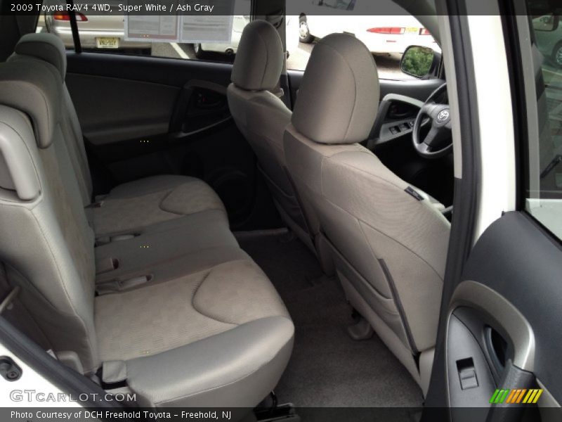 Super White / Ash Gray 2009 Toyota RAV4 4WD