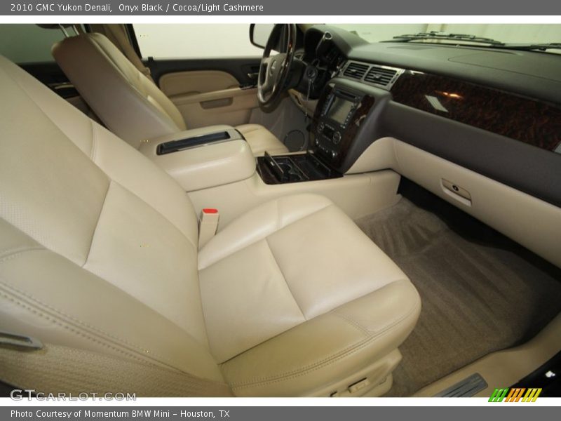 Onyx Black / Cocoa/Light Cashmere 2010 GMC Yukon Denali