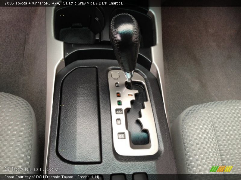 Galactic Gray Mica / Dark Charcoal 2005 Toyota 4Runner SR5 4x4