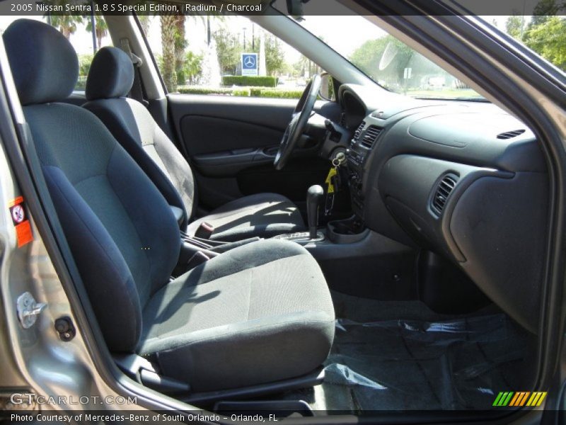 Radium / Charcoal 2005 Nissan Sentra 1.8 S Special Edition
