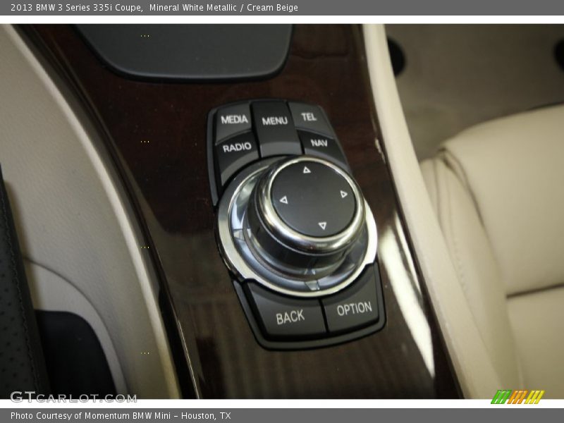 Controls of 2013 3 Series 335i Coupe