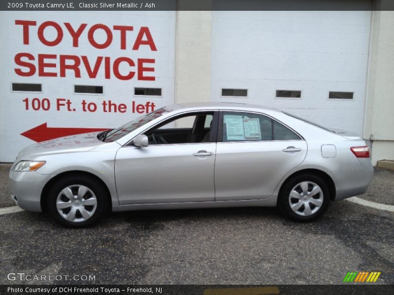 Classic Silver Metallic / Ash 2009 Toyota Camry LE