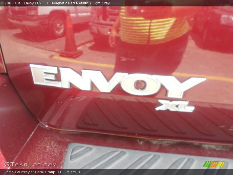 Magnetic Red Metallic / Light Gray 2005 GMC Envoy XUV SLT